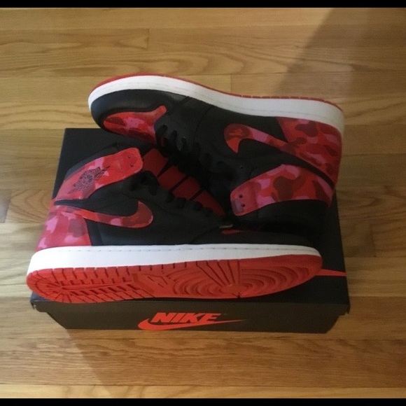 Brand New Jordan 1 Bape lot size 10 - Picture 4 of 5